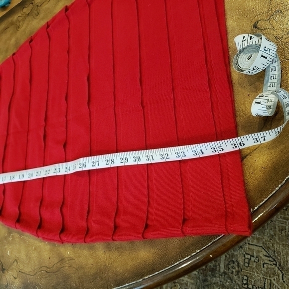 Calvin Klein Pleated Red Bodycon Dress Size Small - Picture 8 of 8